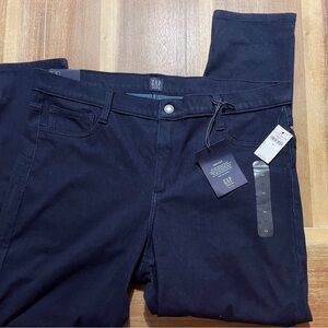 GAP women's Dark Blue Slim Jeans
